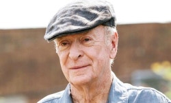 마이클 케인 "모든 남성 군 복무해야...그래야 멋진 사람 된다" [할리웃통신]