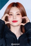 [T포토] 예지 눈빛에 빠져든다