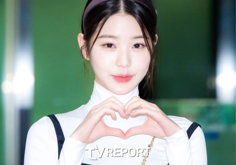 아이브 멤버 장원영, 2024 연말 시상식 MC 활약 예정으로 화제!
