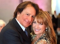 72세 배우 제인 시모어 "나이들면 성욕 멈춘다고 누가 그래" [할리웃통신]