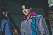 "새로 만든 음악 100곡, 힘들었냐고?" 