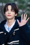 [T포토] 신유 요즘 제철인 굴, 신유 얼굴