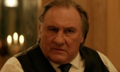 북한 어린이 성희롱한 男스타, 스태프 