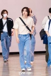 [T포토] 성호 성큼성큼
