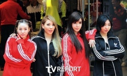 망했다 소리 들었던 투애니원, 해체 8년 만에 재결합...YG 구원투수 될까 [종합]