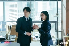 이혼 소송 장나라, 김준한과 불륜...? 손 꼭 잡아 (굿파트너)