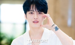 '탈 SM' 김재중, 16년 만에 보이지 않는 제재 풀려...지상파 음방 출연