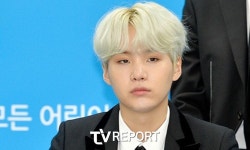 BTS 슈가, 논란 된 CCTV는 거짓...아파트 정문 앞에서 넘어진거 맞다