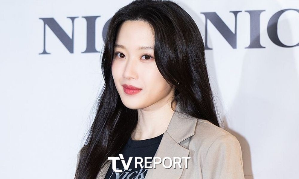 배우 문가영, 산문집 수익금 1억 기부…이화의료원에 뜻 꽂아