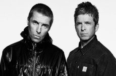 갤러거 형제, 프랑스서 비밀리 재회→오아시스 재결합 투어 사전티켓 매진 [할리웃통신]