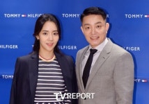 이범수 이혼 이윤진, 온몸에 피부 발진...아들 아직 못 만나