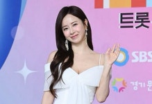 '박현호' 은가은, 정신적·금전적 고통 호소... 전속계약 해지 통보