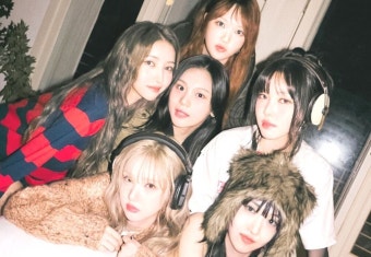'데뷔 10주년' 여자친구, 우정여행 떠났다...스페셜 앨범 발매