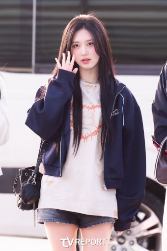 [T포토] 아이브 가을 '청순, 여기 있어'