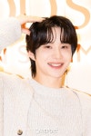 [T포토] 엔시티127 정우 강아지는 원래 귀엽다
