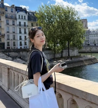 김연아, '곰신 탈출' 후 고우림과 프랑스 여행... 아름다운 연느 [RE:스타]