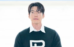 서은수, '5살 연상' 김우빈과 '기프트'서 호흡 맞출까