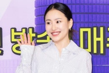 수지, 조현아 母 장례 끝까지 지켰다…