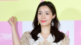 류화영, 결혼 발표→본격 럽스타그램…