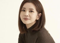 KBS 칼 뽑았다…'시청률 37.5%' 배우 출격→12년 만 복귀작으로 화제 모은 韓 드라마 ('욕망의 덫')