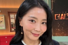 '재혼' 오윤아, 웨딩드레스 대신 청바지 입고 면사포 썼다 