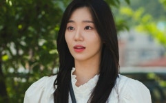 장서희, 이름·과거 지우고 유모 잠입...전혜원과 신경전 '무슨 사연?' ('욕망의 덫')