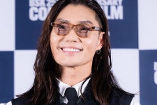 '48세' 김범수, 5년째 솔로 생활→성정체성 의심 받았다…거미 
