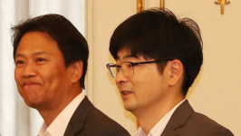 靑 