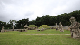 태릉은 복원 실마리 찾는데, 무덤 개방도 못하는 서삼릉