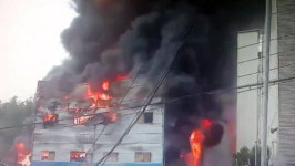 경기 태전동 공장화재 진화 중…130명 대피