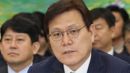금융위원장 