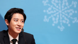 엑소 찬열, KS 2차전 시구…애국가는 우주소녀 연정