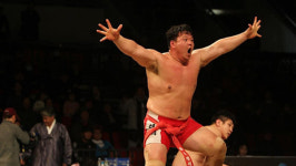 박정석, 3전 4기 끝에 생애 첫 천하장사 꽃가마