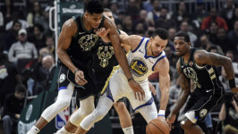 NBA 골든스테이트, 밀워키에 1차전 완패 설욕하며 3연승