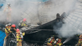 청량리농수산물 시장 화재, 4시간 만에 진압…인명피해 없어