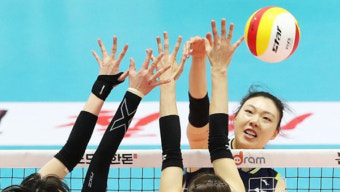 현대건설, FA 양효진과 연봉 3억5천만원 사인…고예림도 영입