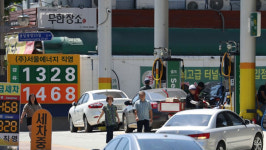 전국 주유소 휘발유 가격 50일 만에 1천400원대로