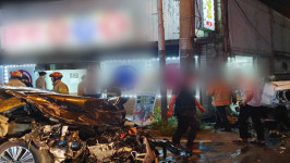 경기도 파주에서 SUV가 당구장 덮쳐…7명 부상