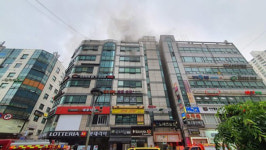 군포 산본동 복합건물 화재…1명 사망·18명 부상