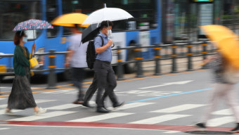 [날씨] 전국 대부분 비…남해안 최대 40mm