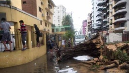 쌍둥이 허리케인 미 멕시코만 위협…기록 시작 이래 처음