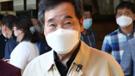 이낙연 코로나19 확진자 100명 아래로…국민 협조 덕분