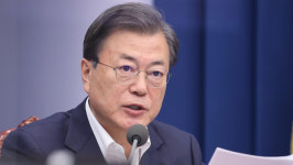 문 대통령, 내일 왕이 중국 외교부장 접견