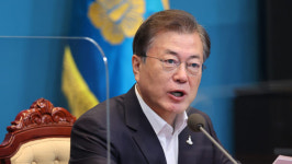 문 대통령 군·경찰 역학조사 투입…선별진료소 야간·휴일 운영 확대