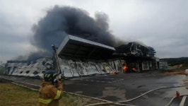 경기 안성시 미양면 농협 양곡유통센터 창고에서 불…1명 부상