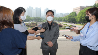 박범계, '김학의 수사팀' 겨냥해 