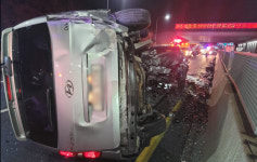 과천·봉담고속화도로에서 SUV가 승합차 들이받아 2명 숨져