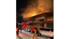 문래동 공업사 화재..7백만 원 재산피해