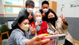 요양병원·시설도 일상회복‥20일부터 백신접종 여부 제한없이 면회