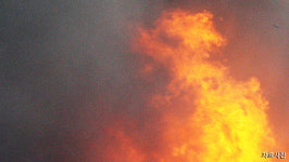 서울 구로구 고척공구상가에 불‥다친 사람 없어